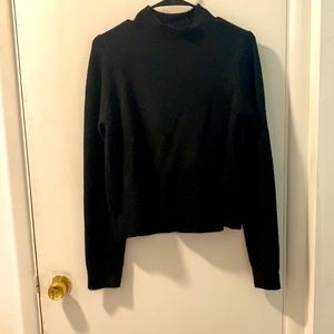 Double zero spicy small black sweater